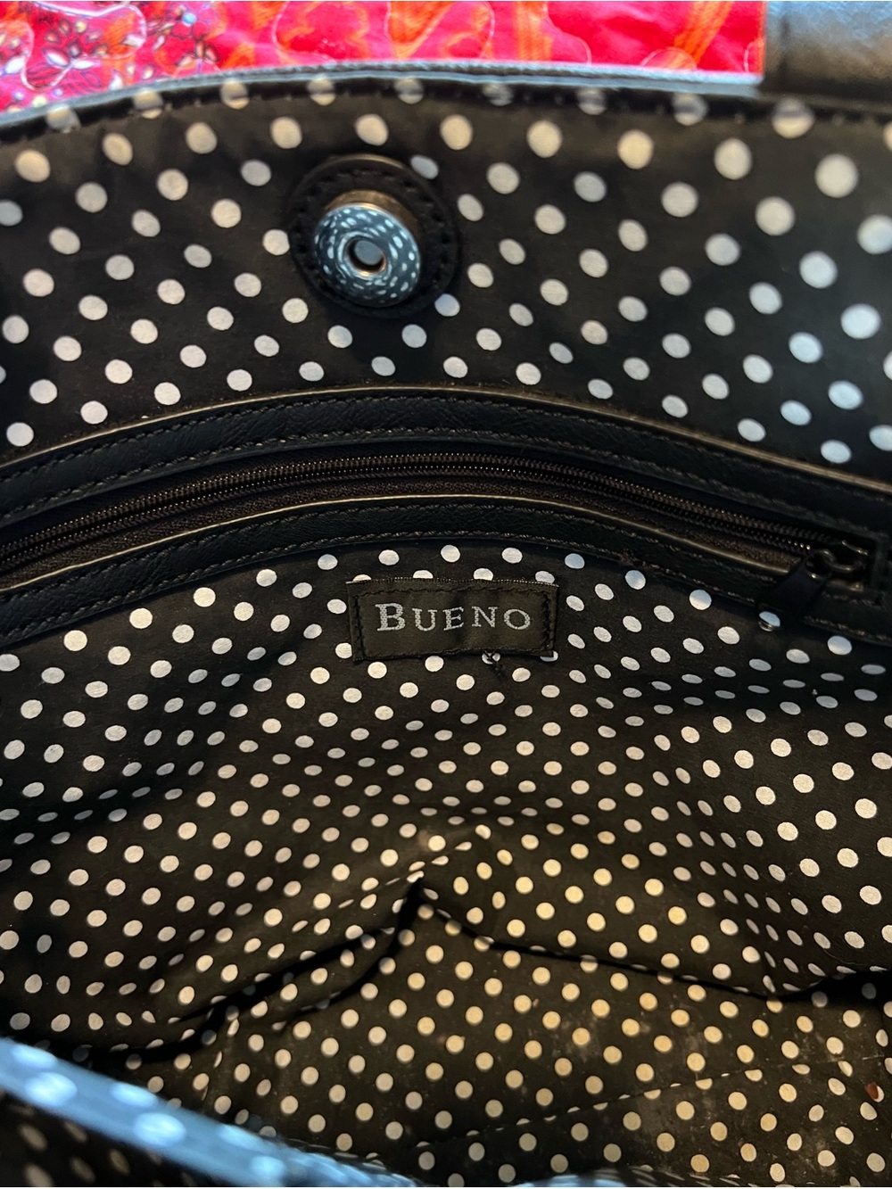 LIKE NEW—Bueno Collection Black Trim Straw Shoulder Bag with 3D Flower Accent - Picture 7 of 11